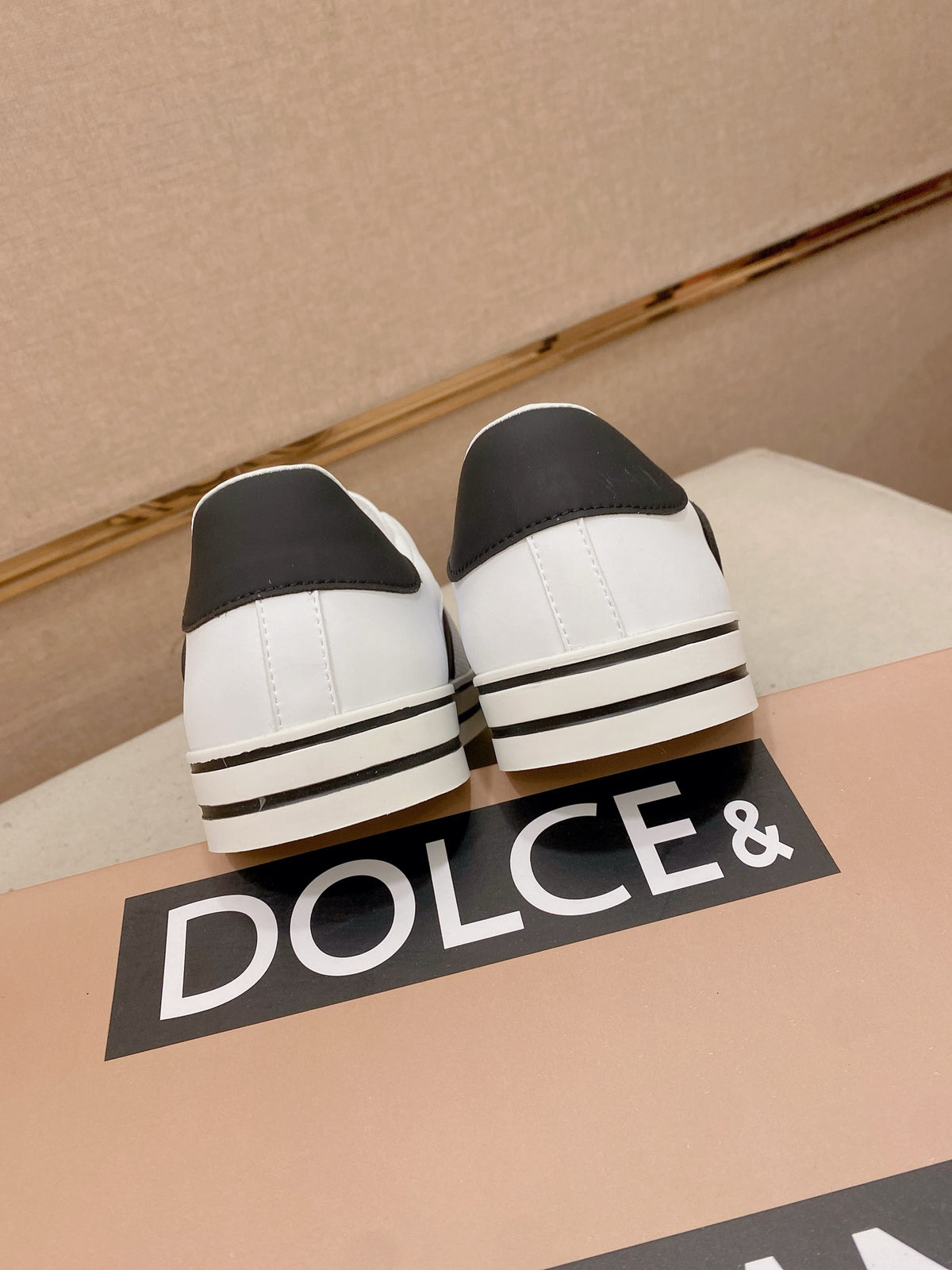 Dolce & Gabbana DG Men's Fashion Athletic Casual Sneakers