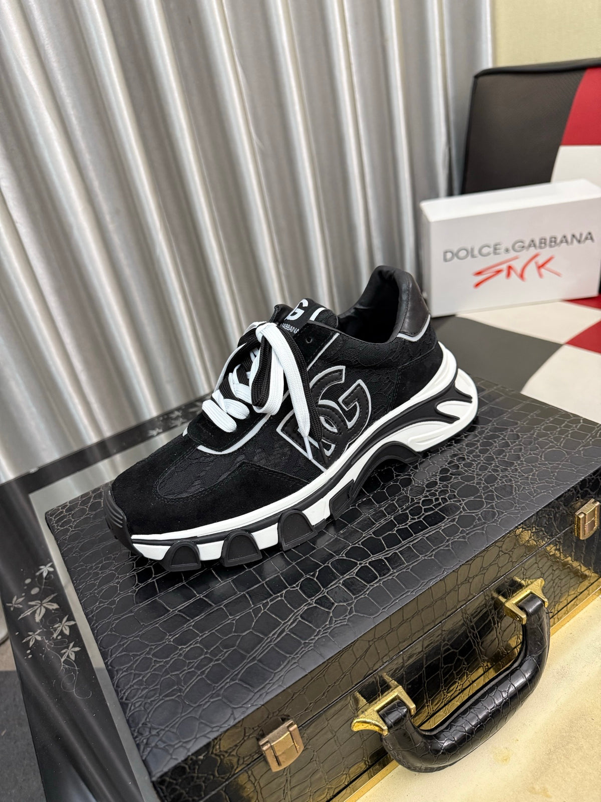 Dolce & Gabbana DG Silk Calfskin & Nubuck Casual Sneakers