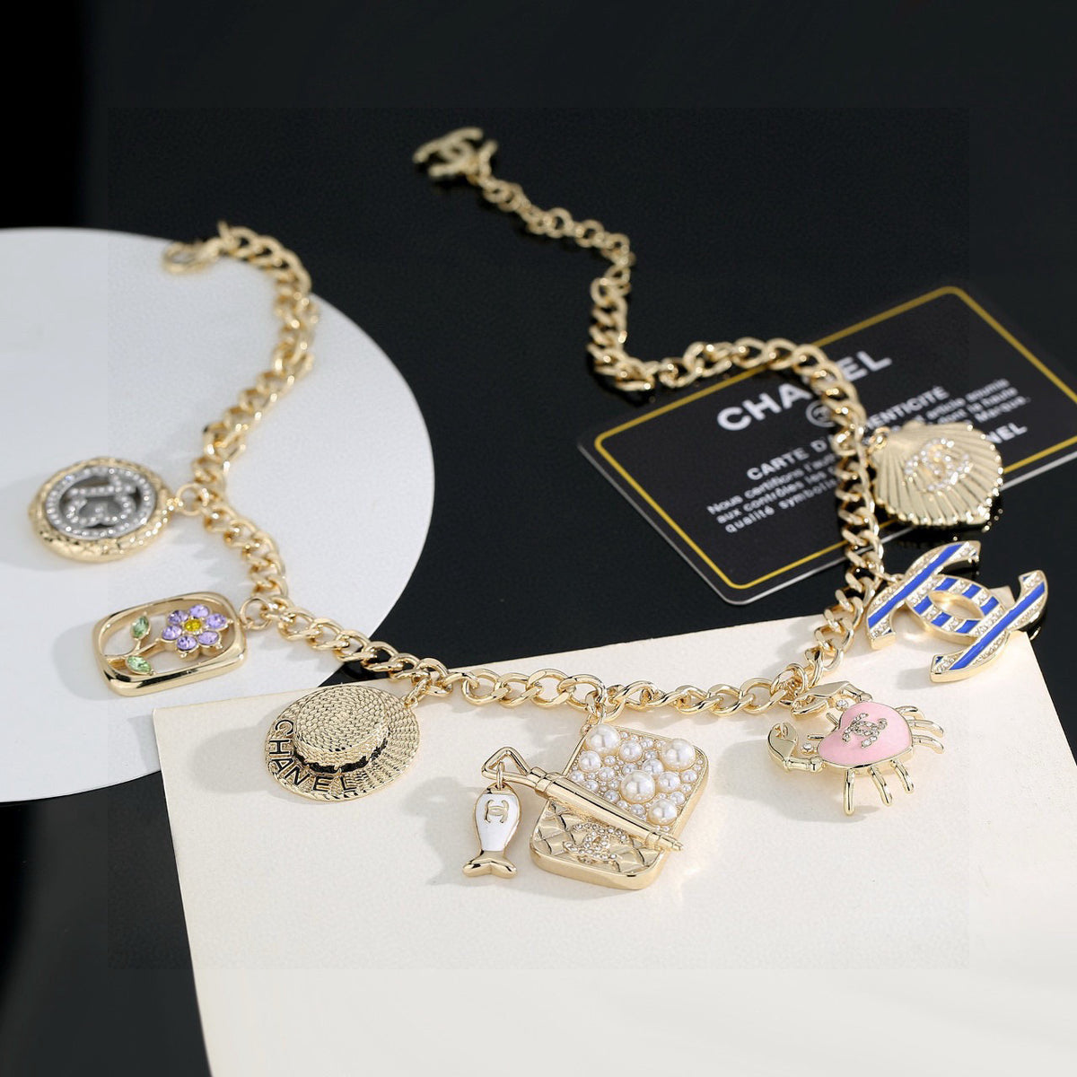 gold shell double c Pendant for women - alternate angle view 2