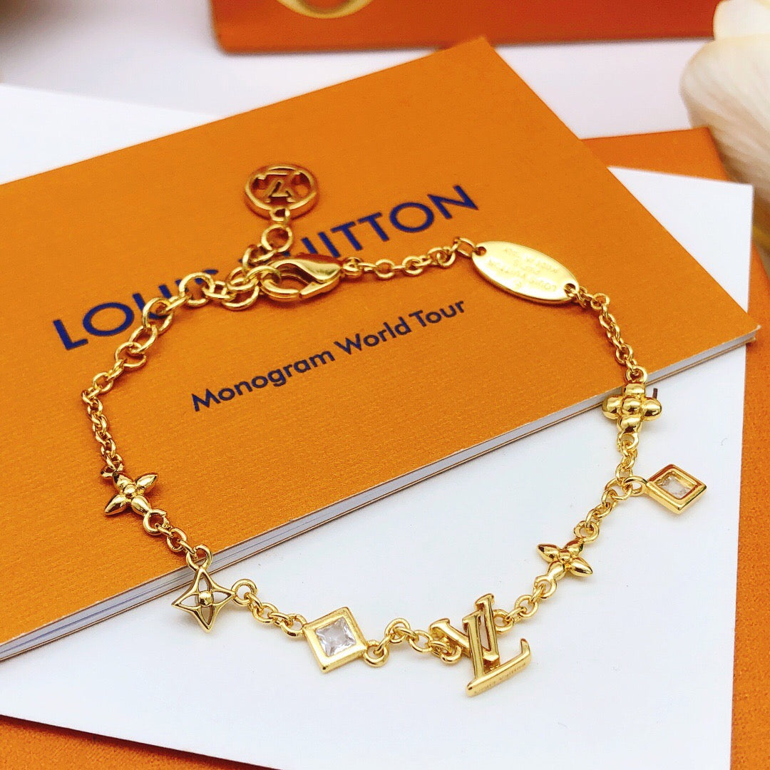 yellow brass Bracelet for women - alternate angle view 4