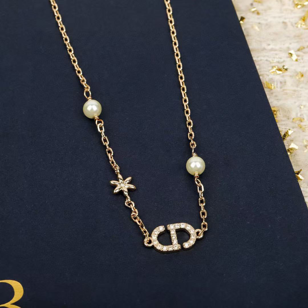 gold pearl Necklace for women - alternate angle view 6