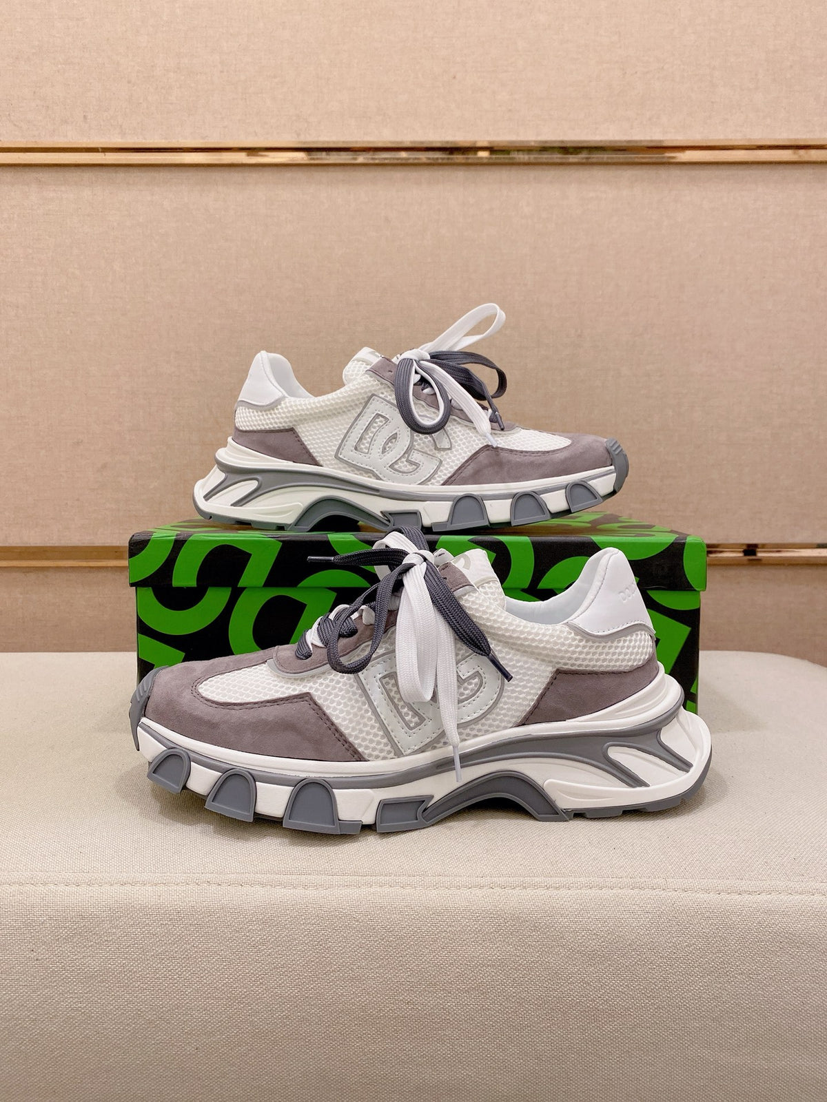 Dolce & Gabbana DG Couple's Athletic Casual Sneakers
