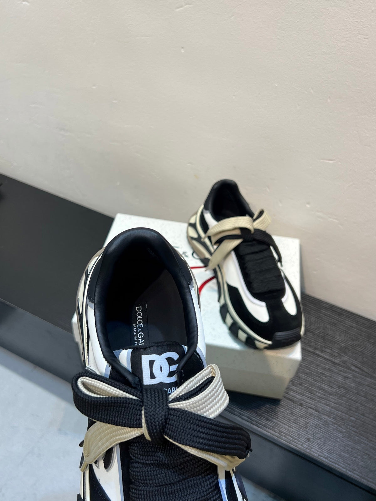Dolce & Gabbana DG Couple's Athletic Casual Sneakers