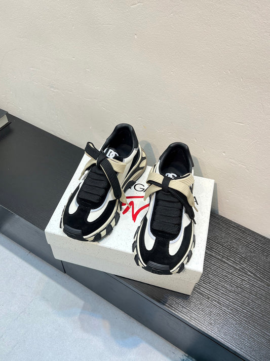 Dolce & Gabbana DG Couple's Athletic Casual Sneakers