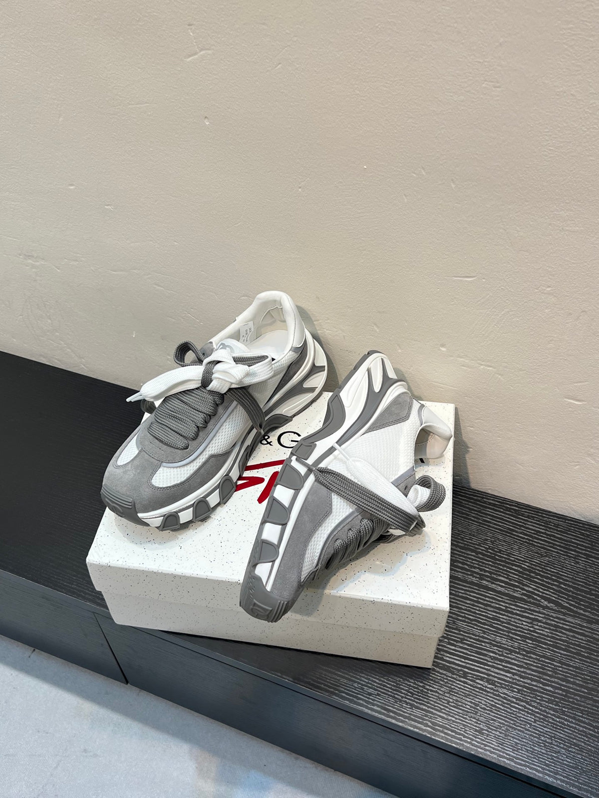 Dolce & Gabbana DG Couple's Athletic Casual Sneakers