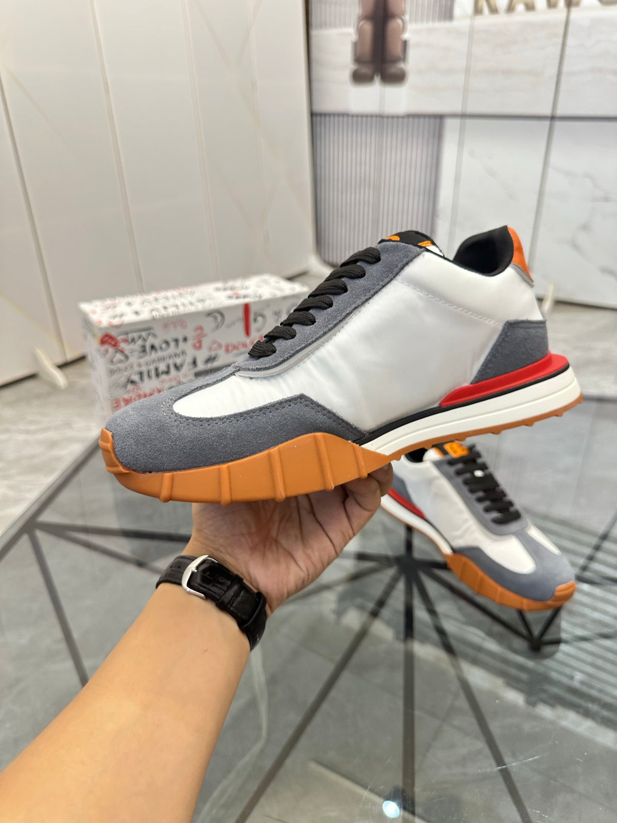 Dolce & Gabbana DG Low-Top Casual Shoes