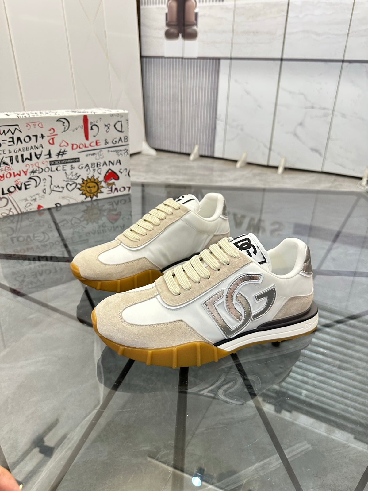 Dolce & Gabbana DG Low-Top Casual Shoes