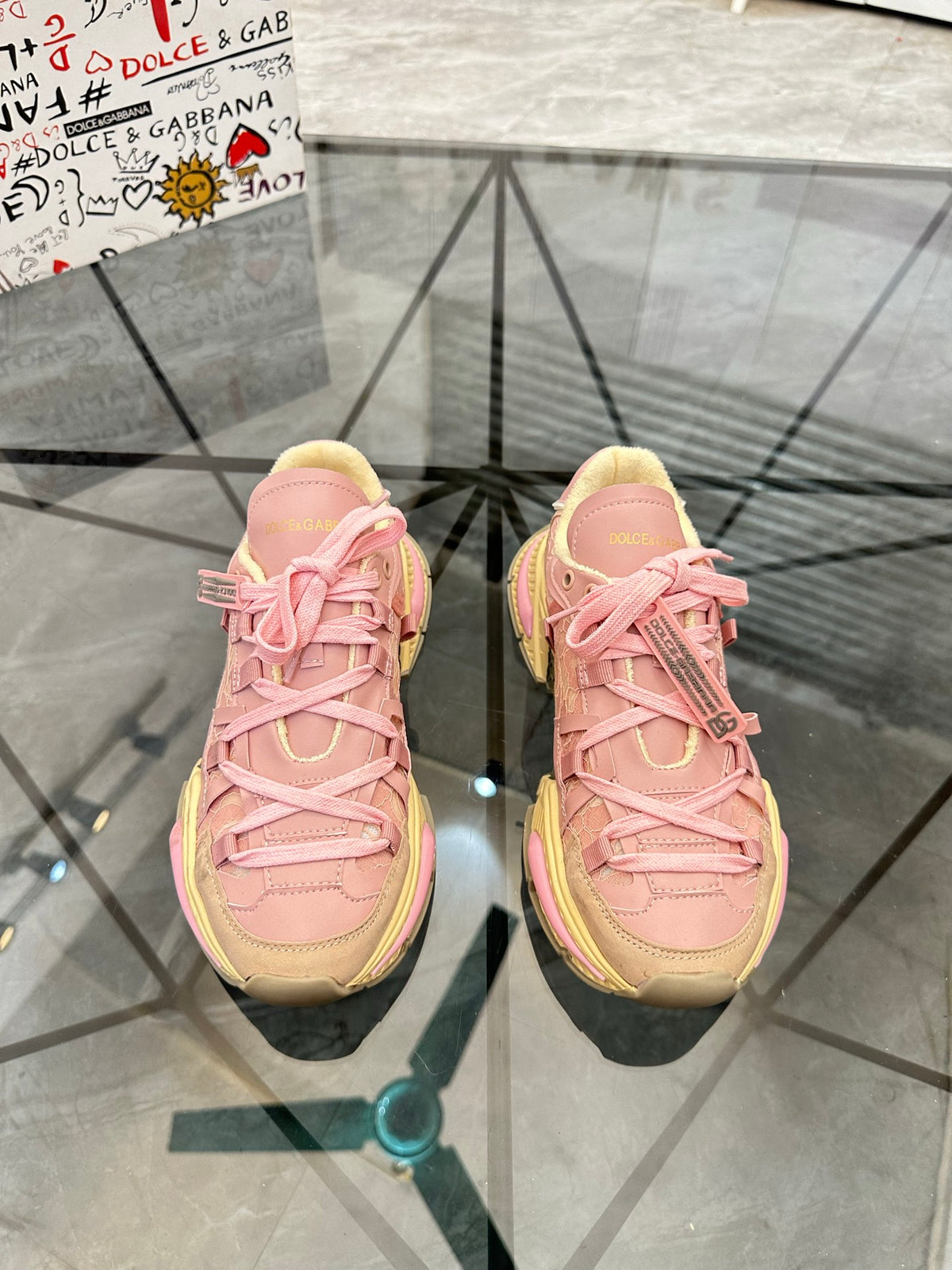 Dolce & Gabbana DG Low-Top Casual Shoes