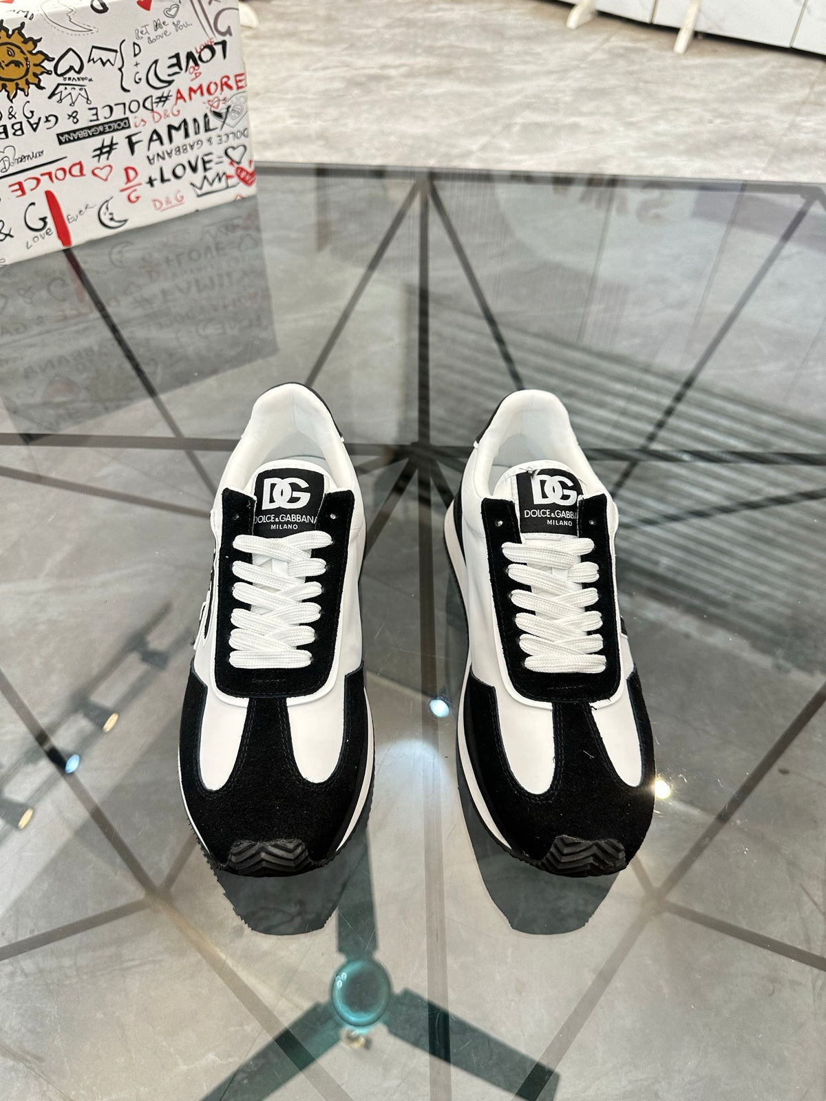 Dolce & Gabbana DG Low-Top Casual Shoes