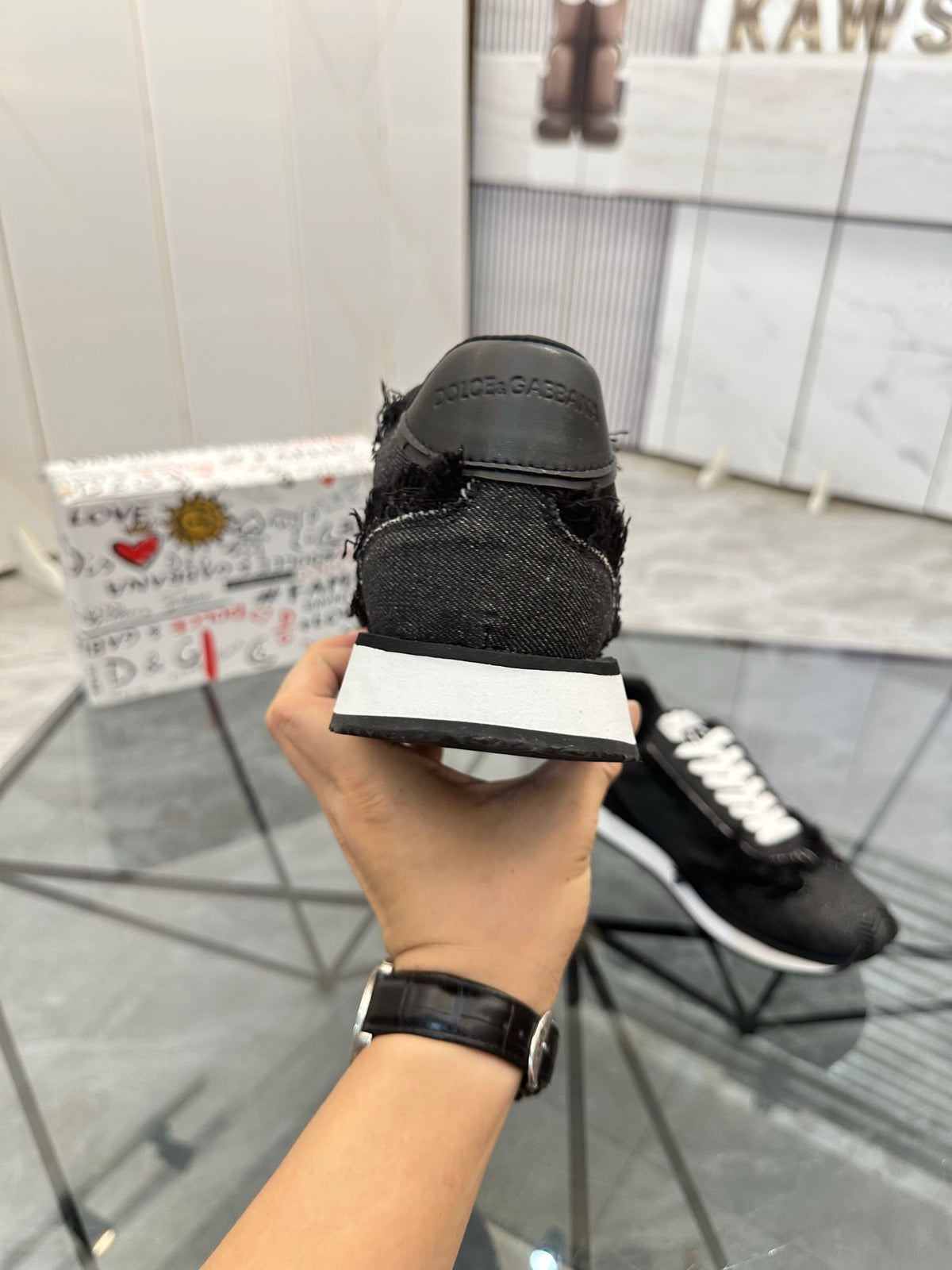 Dolce & Gabbana DG Low-Top Casual Shoes