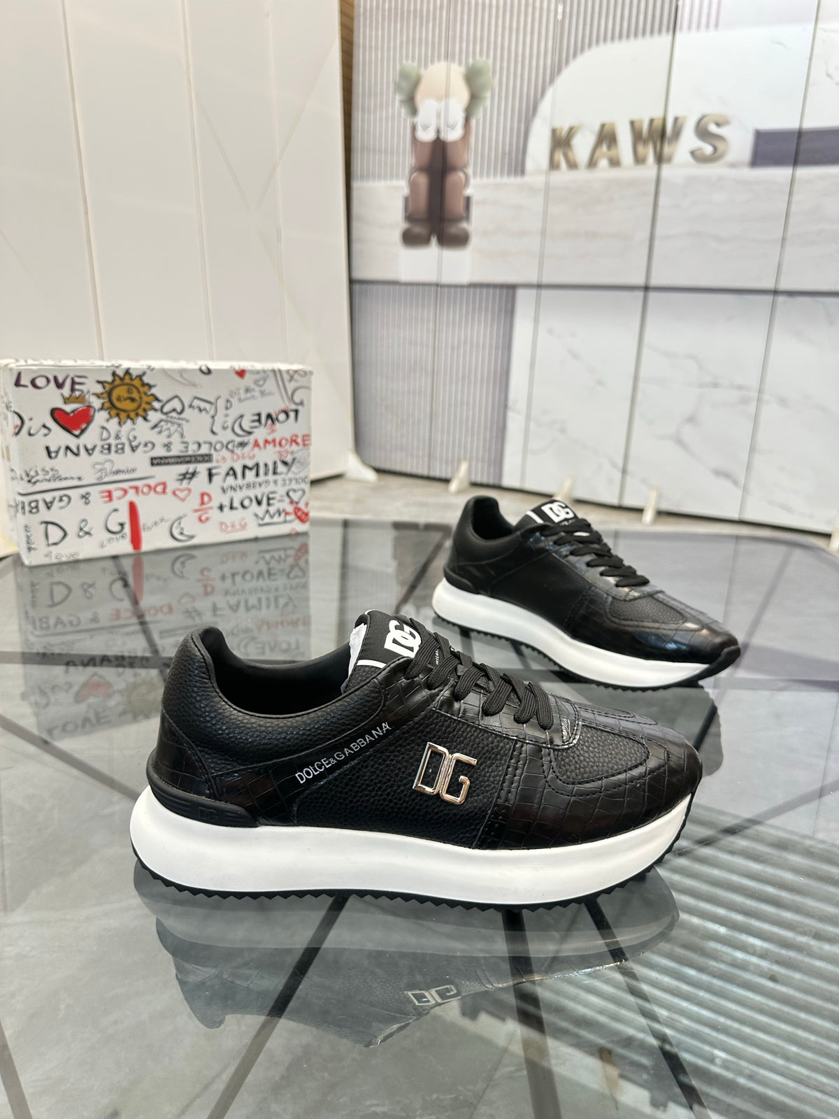 Dolce & Gabbana DG Low-Top Casual Shoes