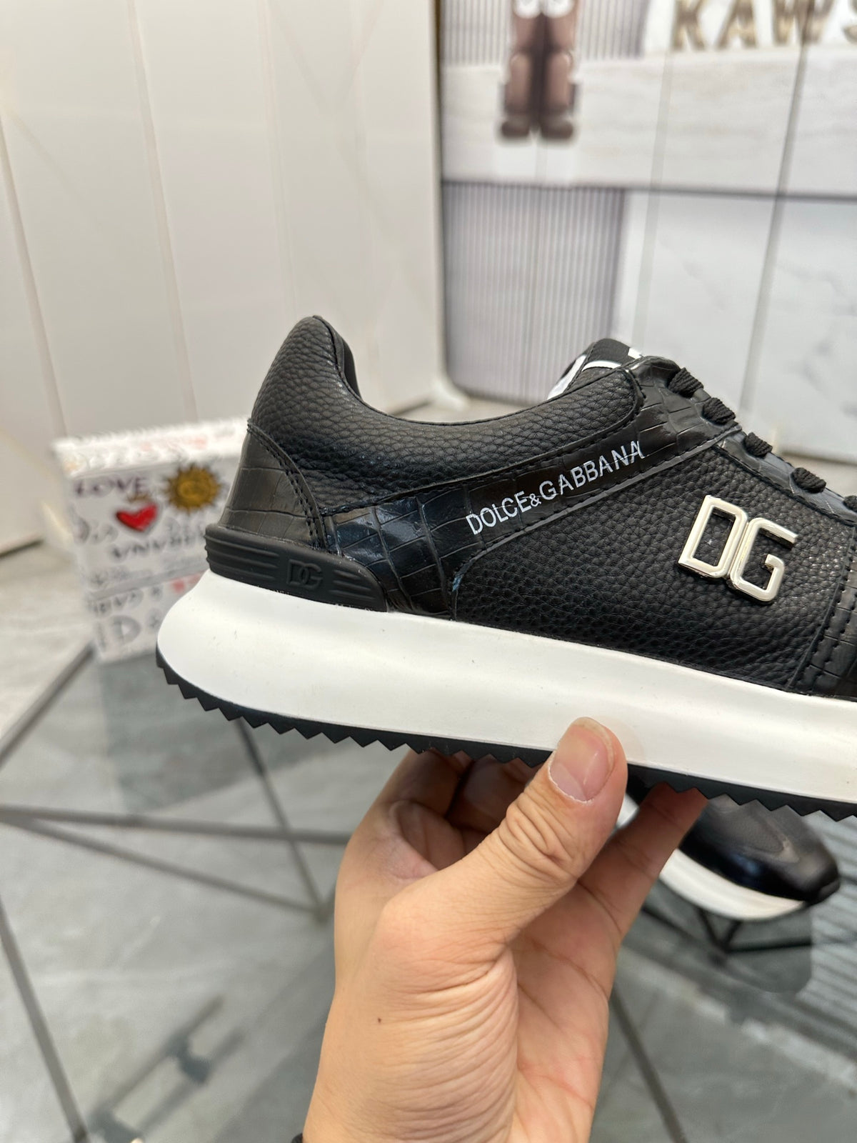 Dolce & Gabbana DG Low-Top Casual Shoes