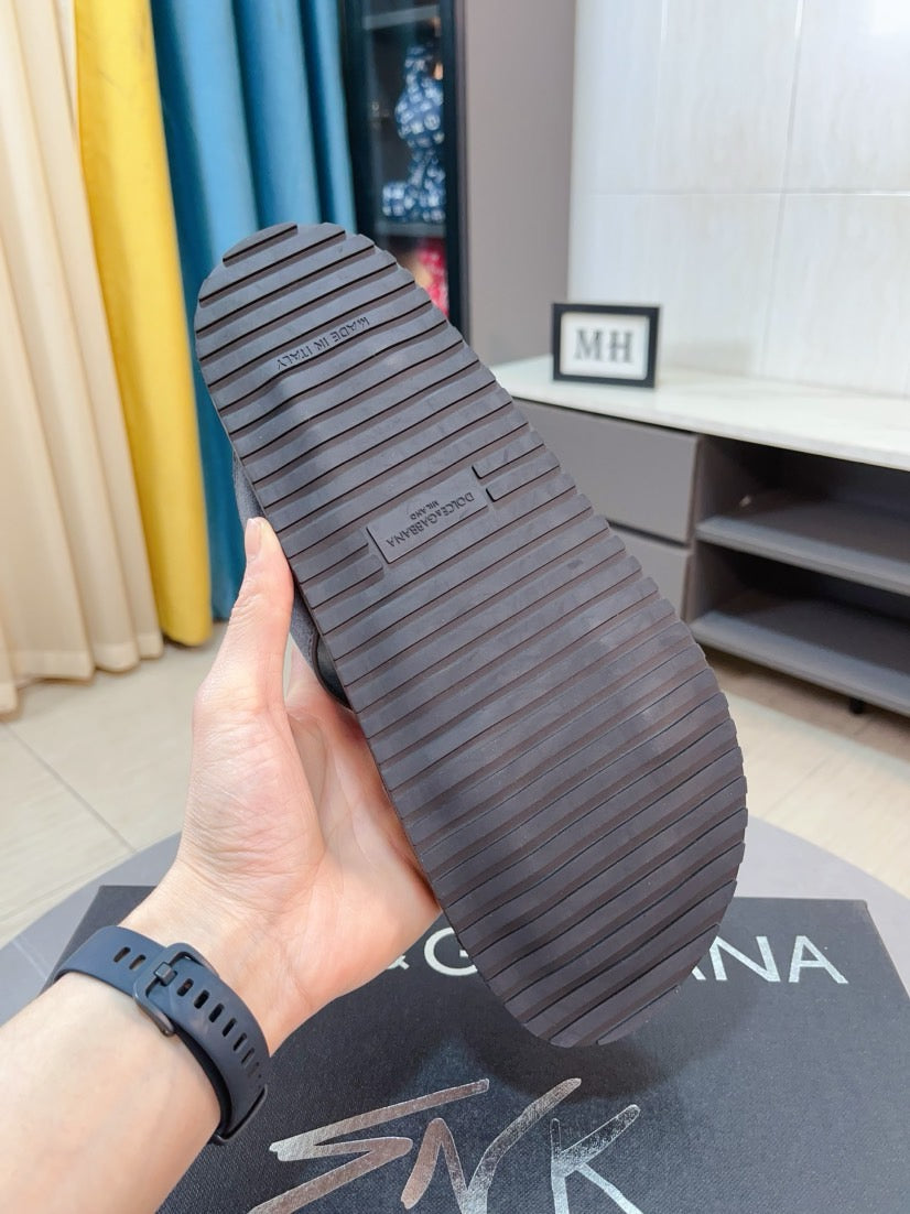 Dolce & Gabbana DG Men's Leather Strap Sandals with Aluminum Buckle