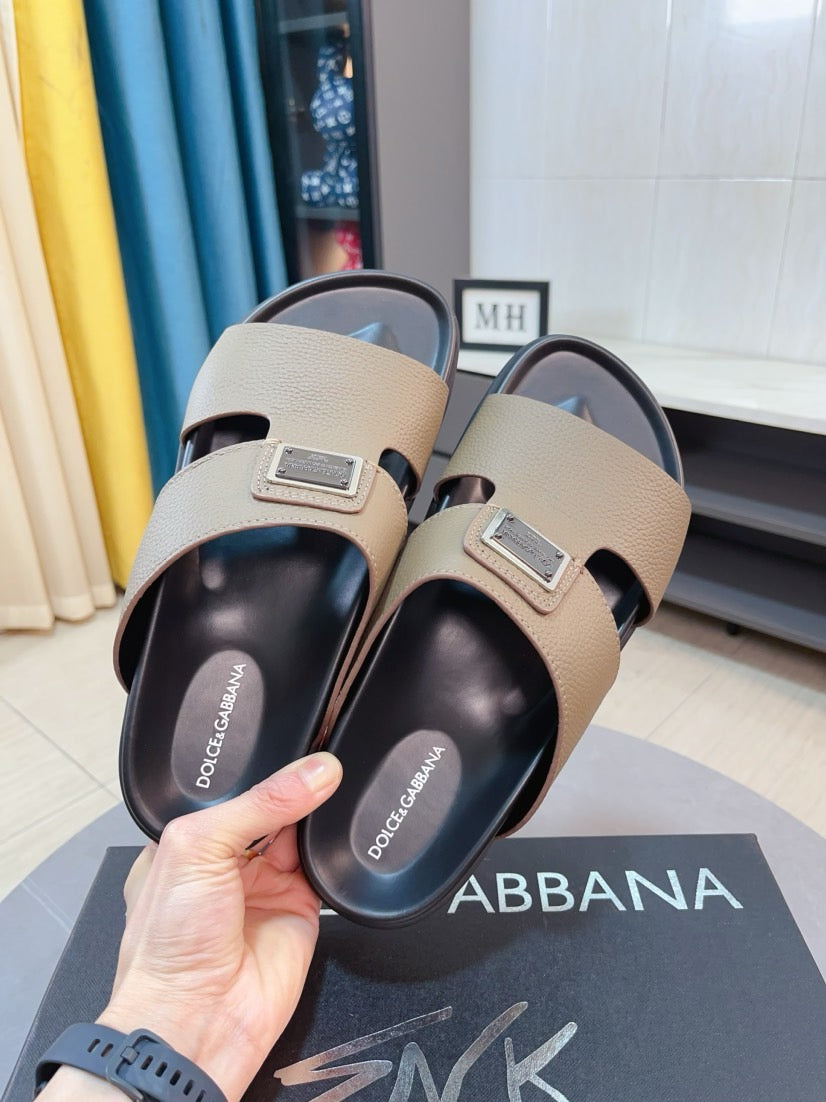 Dolce & Gabbana DG Men's Leather Strap Sandals with Aluminum Buckle