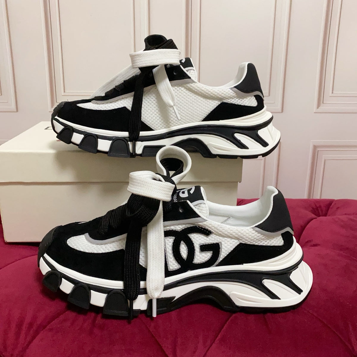 Dolce & Gabbana DG Country Road Chunky Casual Sneakers