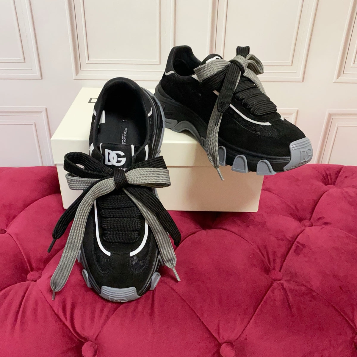 Dolce & Gabbana DG Country Road Chunky Casual Sneakers