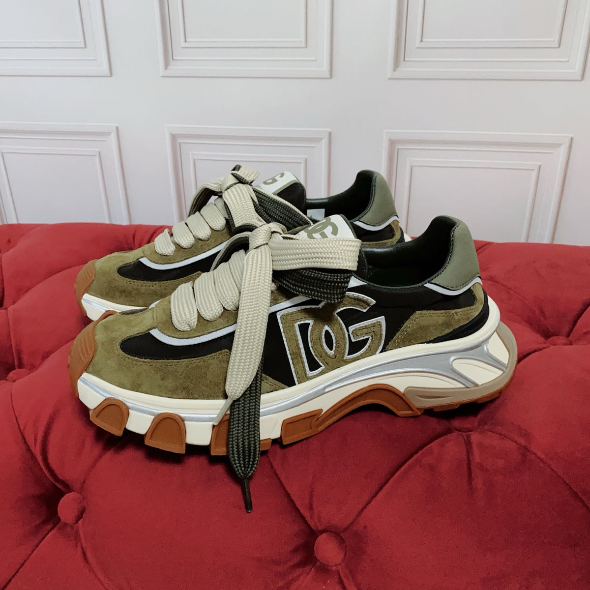 Dolce & Gabbana DG Country Road Chunky Casual Sneakers