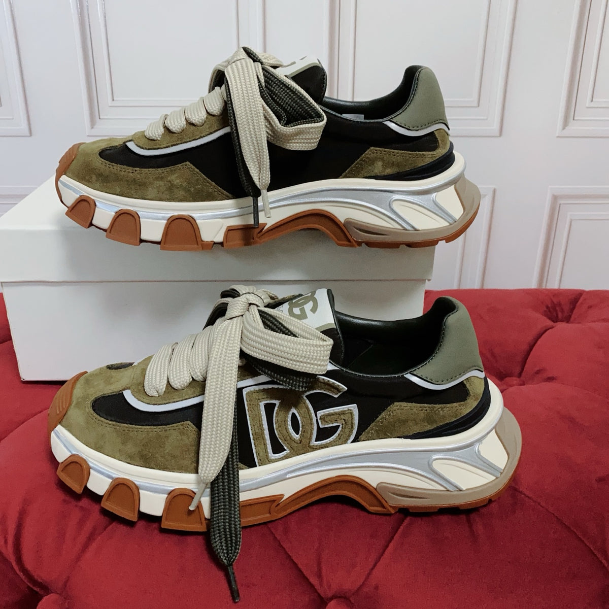 Dolce & Gabbana DG Country Road Chunky Casual Sneakers