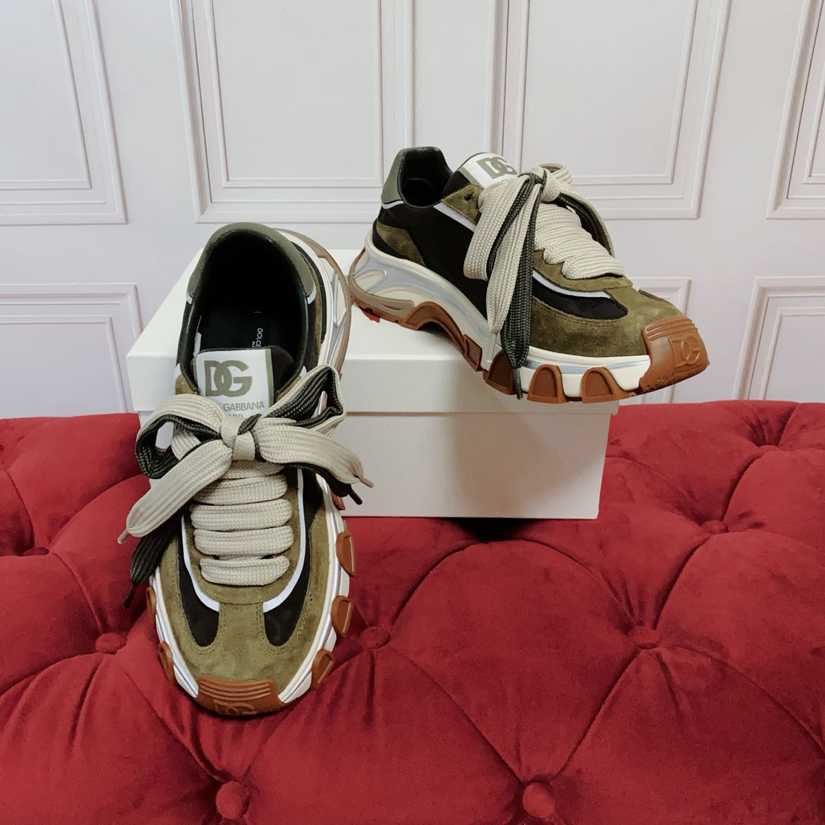 Dolce & Gabbana DG Country Road Chunky Casual Sneakers