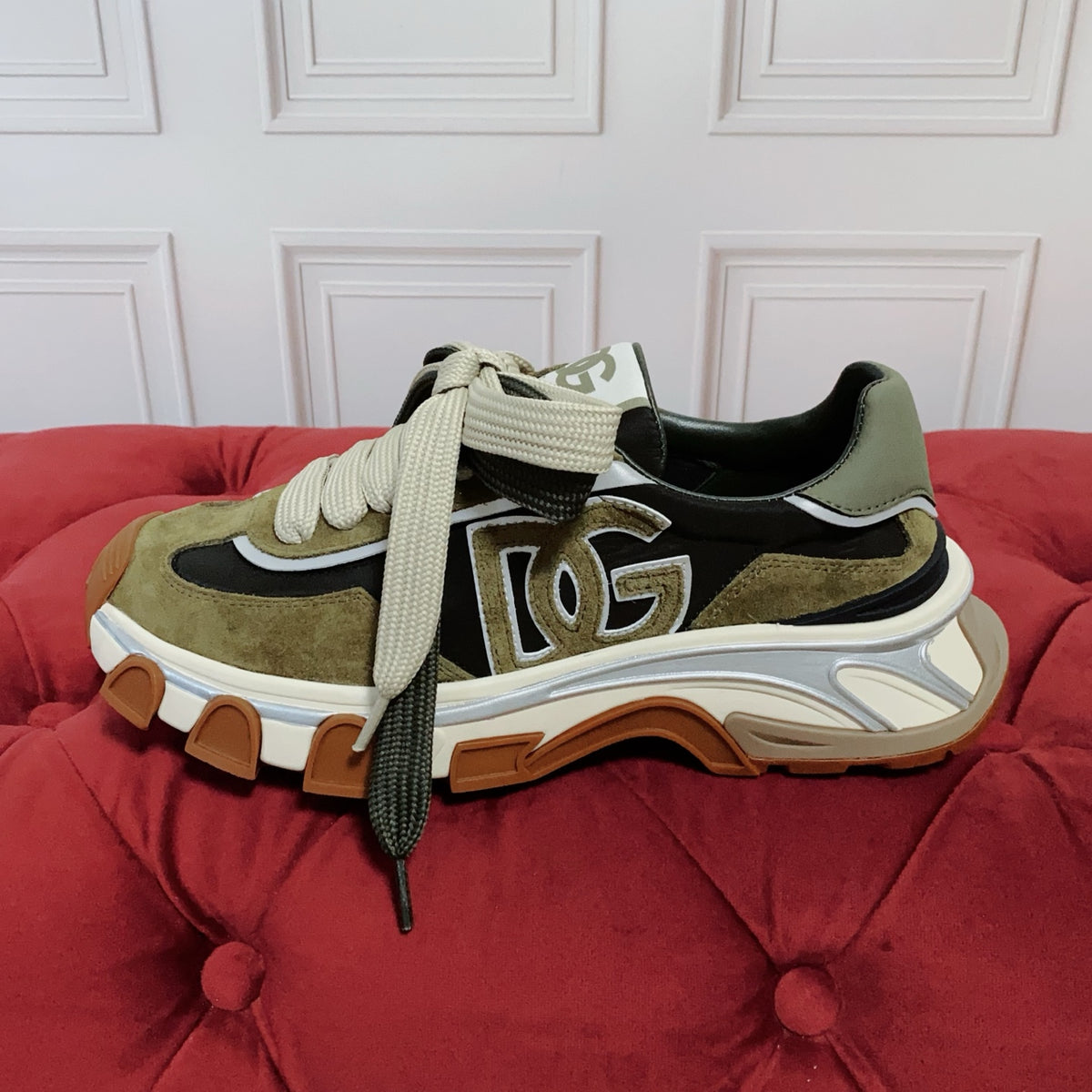 Dolce & Gabbana DG Country Road Chunky Casual Sneakers