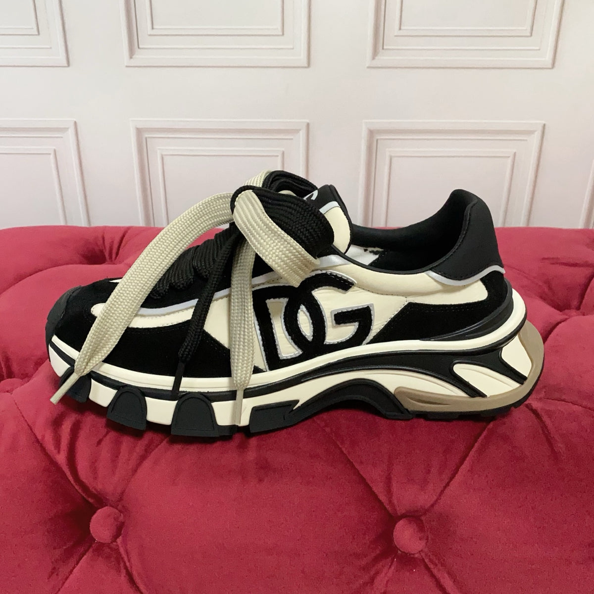 Dolce & Gabbana DG Country Road Chunky Casual Sneakers