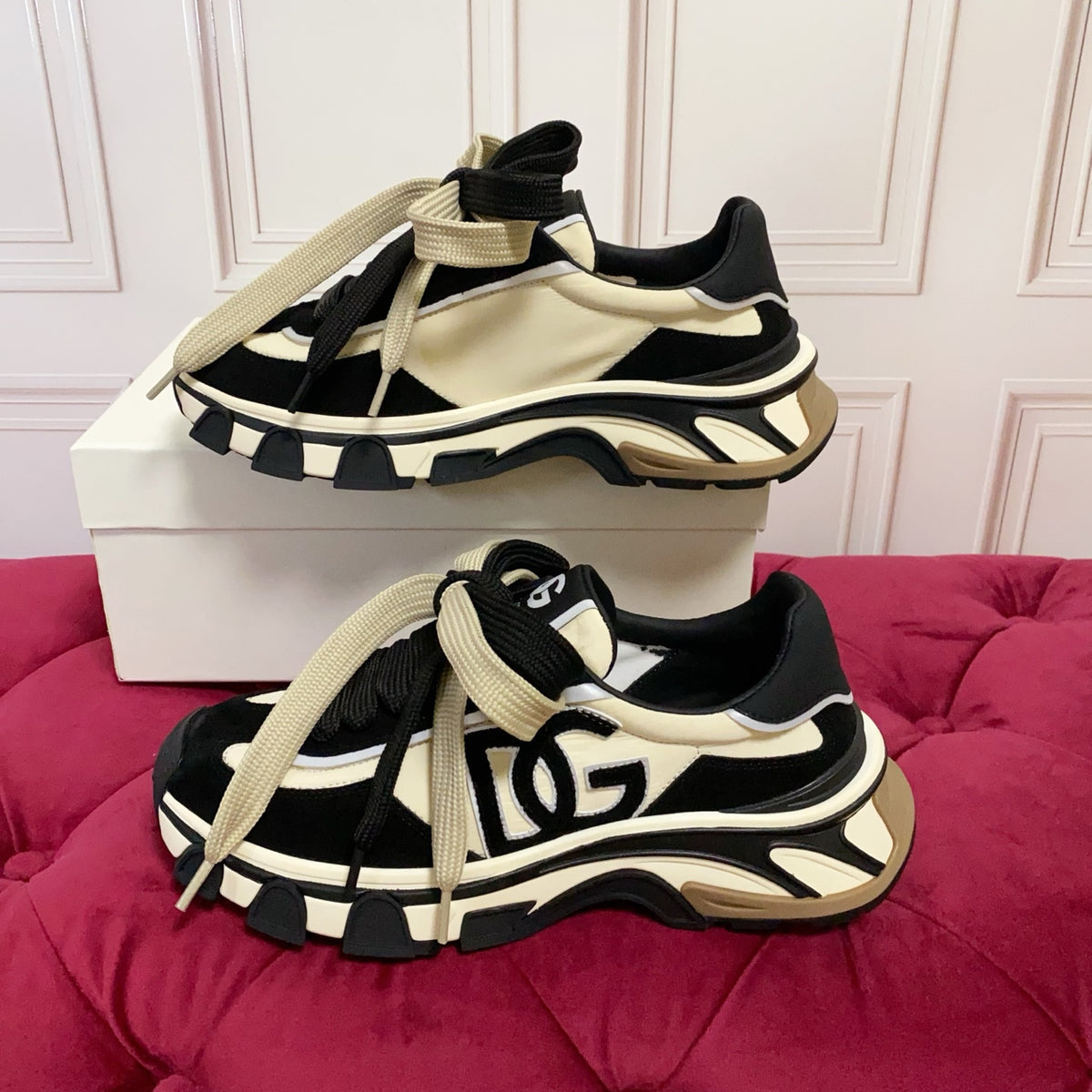 Dolce & Gabbana DG Country Road Chunky Casual Sneakers