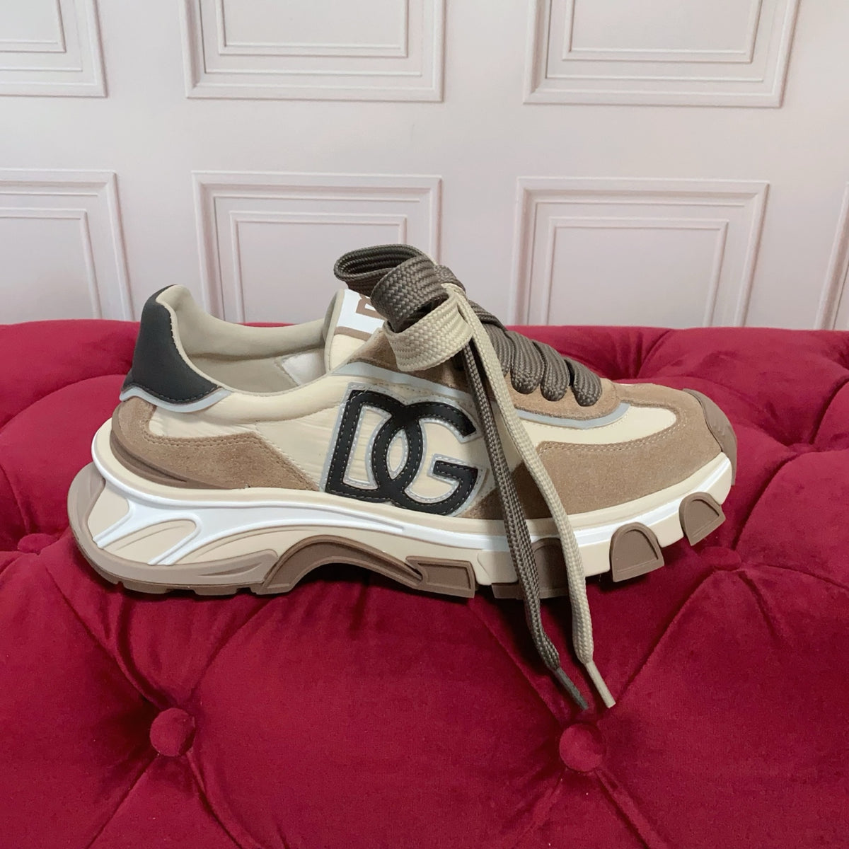 Dolce & Gabbana DG Country Road Chunky Casual Sneakers