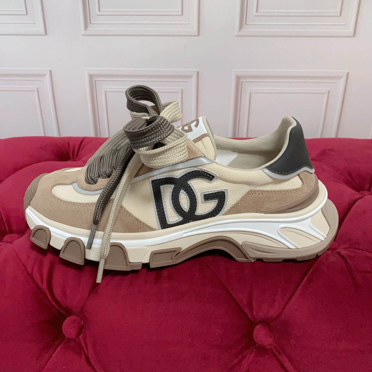 Dolce & Gabbana DG Country Road Chunky Casual Sneakers