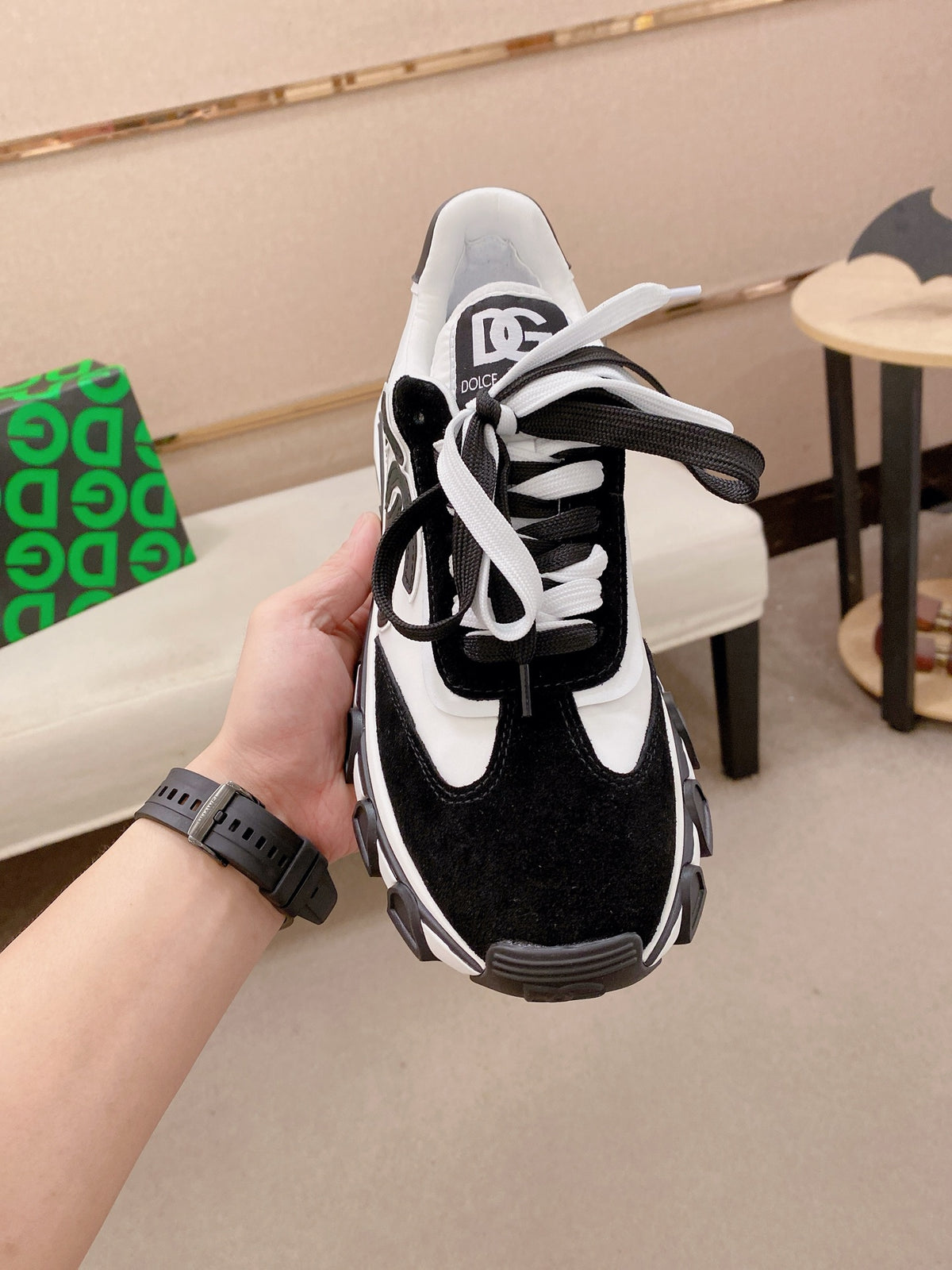 Dolce & Gabbana DG Couple's Athletic Casual Sneakers