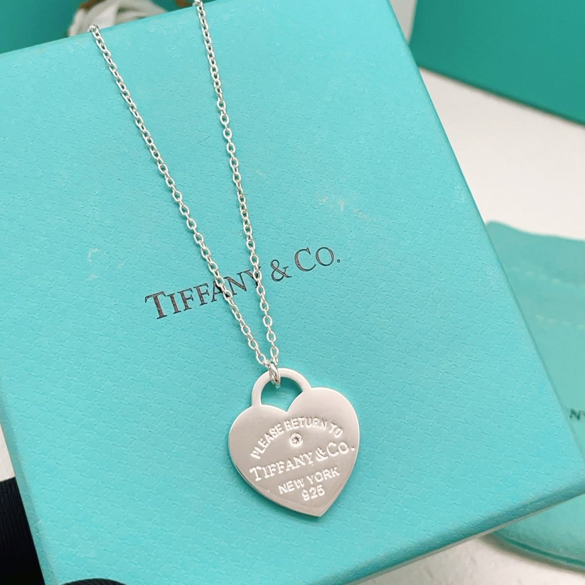 silver brass heart Necklace for women - alternate angle view 2