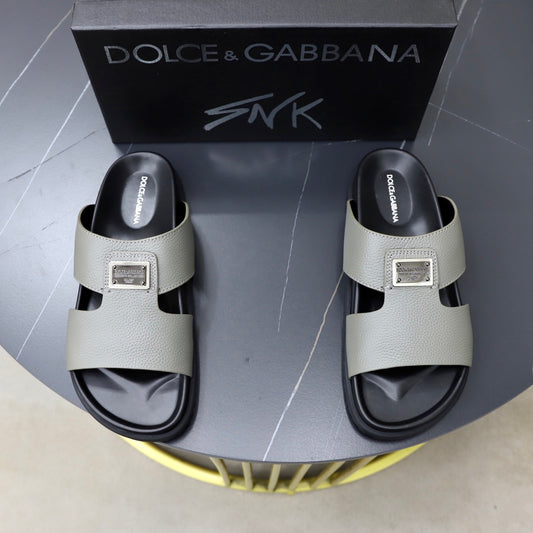 Dolce & Gabbana DG Men's Structured-Logo Slides in Leather