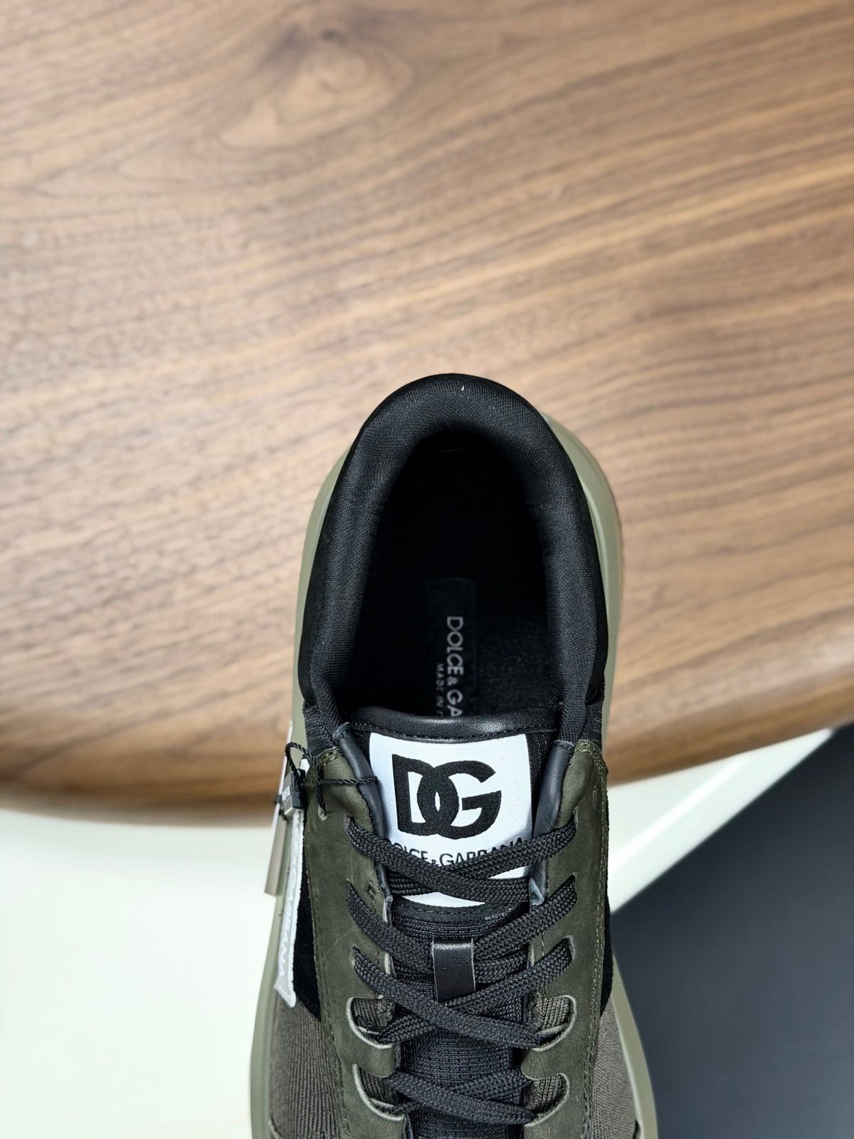 Dolce & Gabbana DG Premium Men's Mixed-Material Casual Sneakers