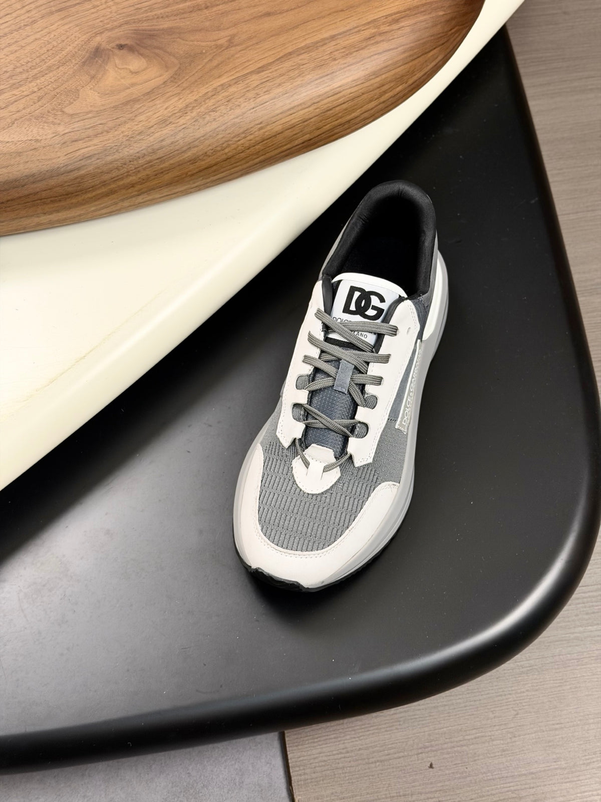 Dolce & Gabbana DG Premium Men's Mixed-Material Casual Sneakers