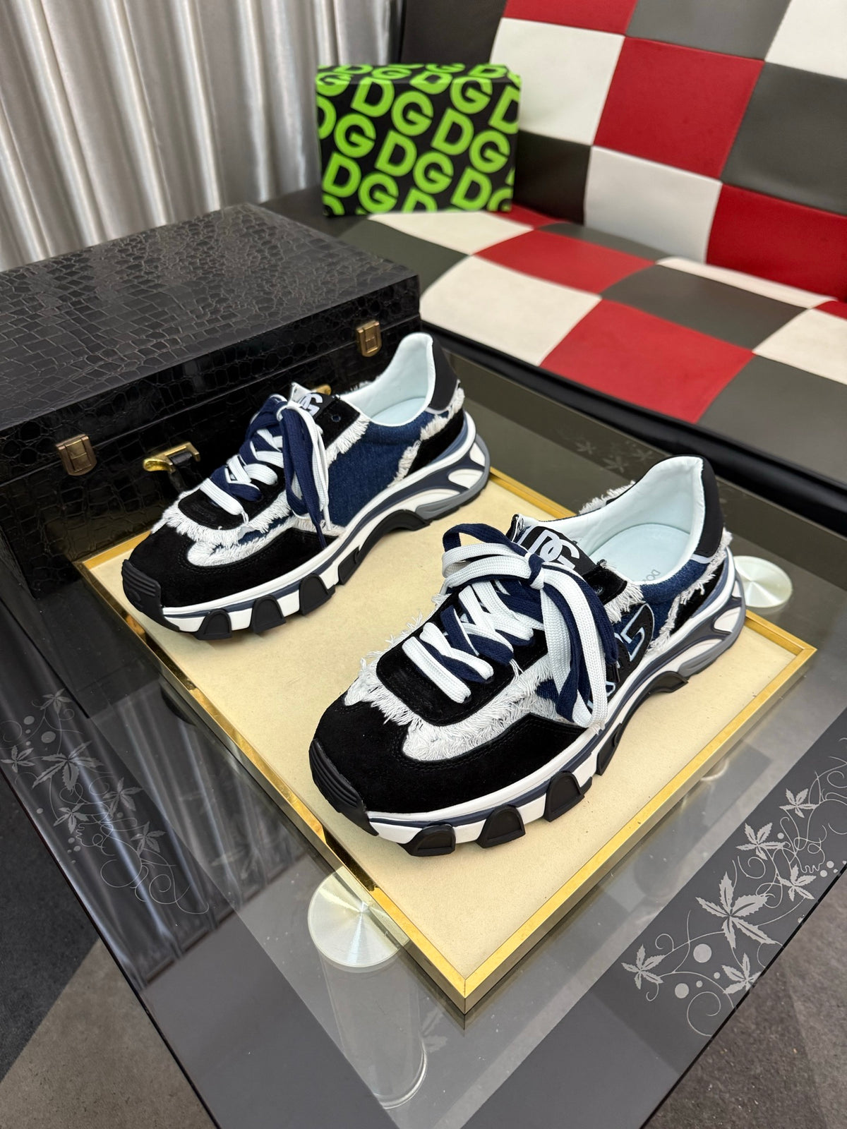 Dolce & Gabbana DG Classic Calfskin Casual Shoes