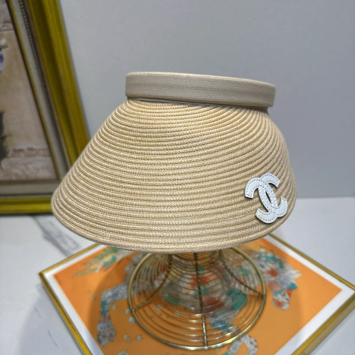 elegant Hat for women - alternate angle view 5