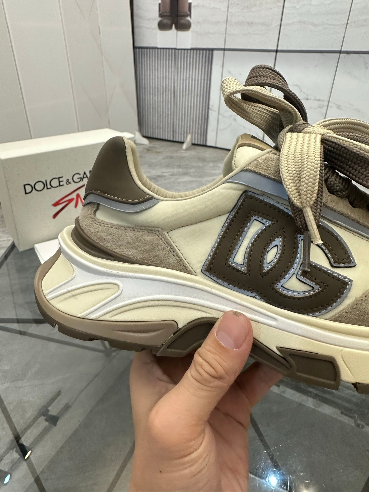 Dolce & Gabbana DG Low-Top Casual Shoes