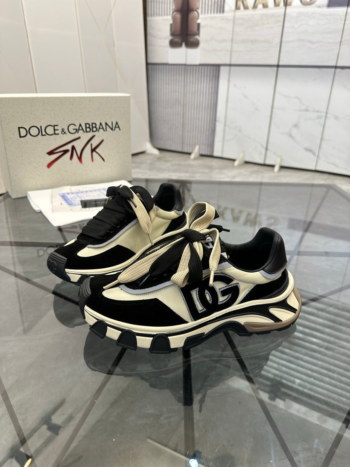 Dolce & Gabbana DG Low-Top Casual Shoes
