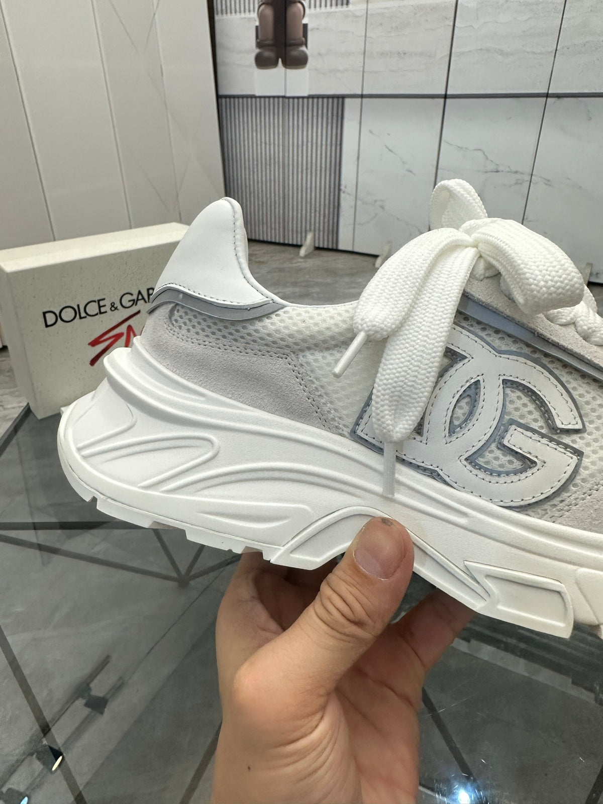 Dolce & Gabbana DG Low-Top Casual Shoes