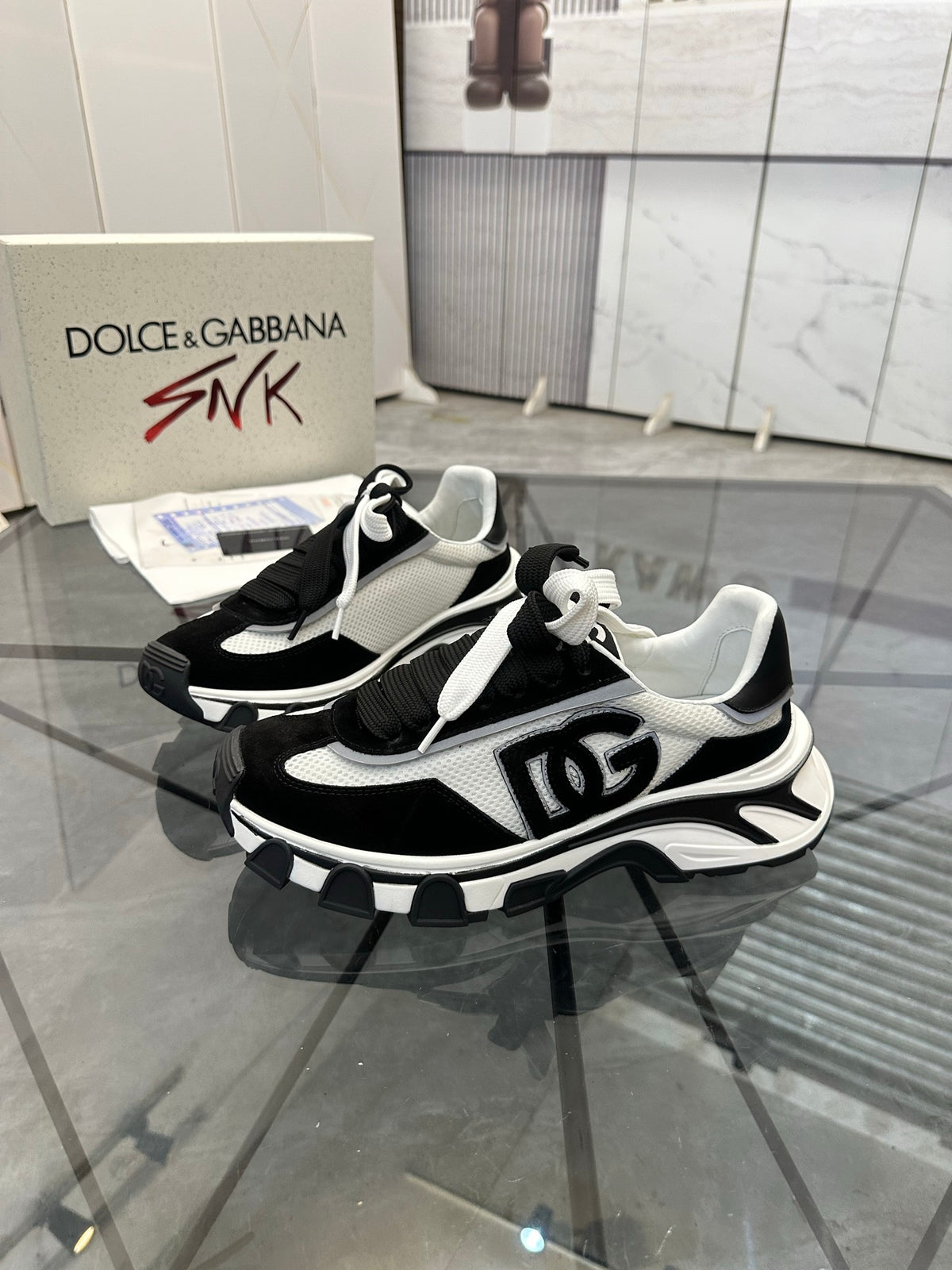 Dolce & Gabbana DG Low-Top Casual Shoes
