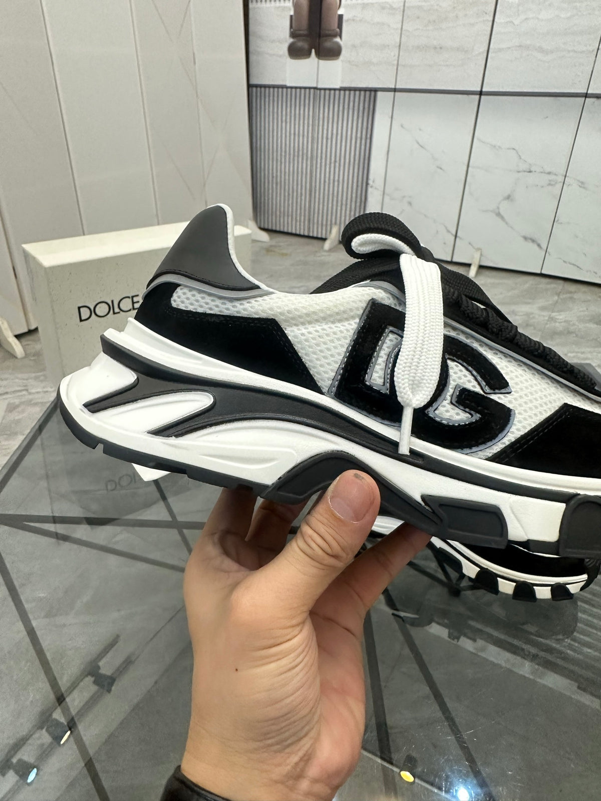 Dolce & Gabbana DG Low-Top Casual Shoes