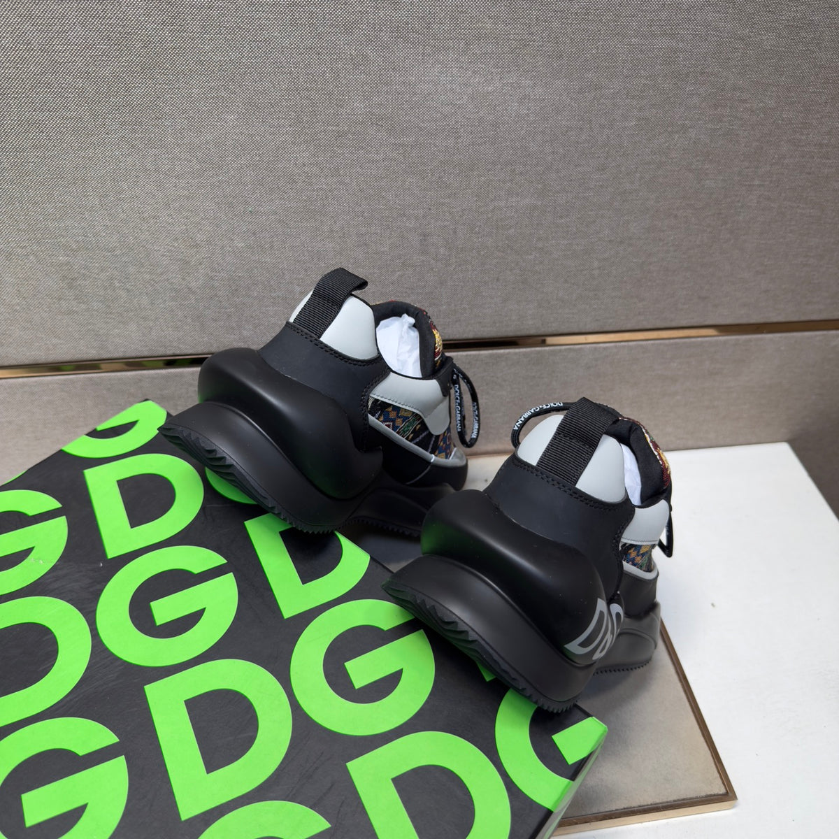 Dolce & Gabbana DG Couple's Multi-Material Casual Sneakers 3 Colors