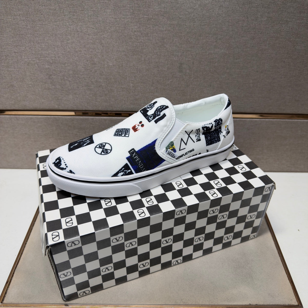Dolce & Gabbana DG Men's Multi-Material Casual Sneakers 3 Colors