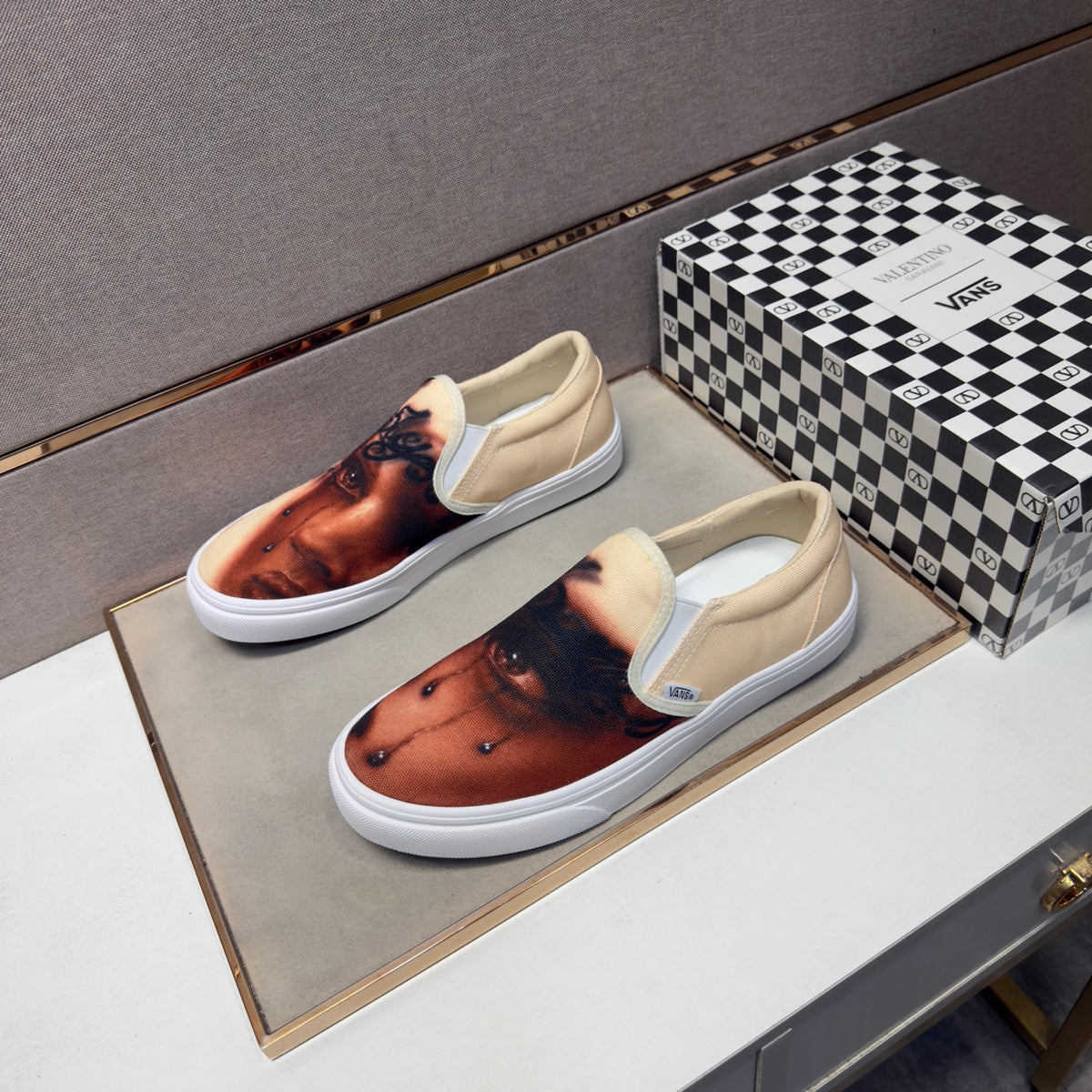 Dolce & Gabbana DG Men's Multi-Material Casual Sneakers 3 Colors