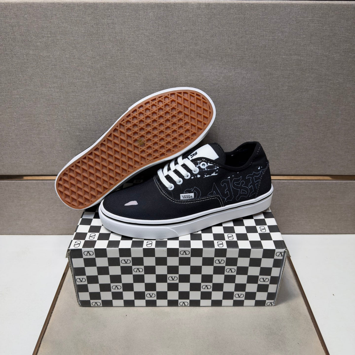 Dolce & Gabbana DG Men's Multi-Material Casual Sneakers 2 Colors