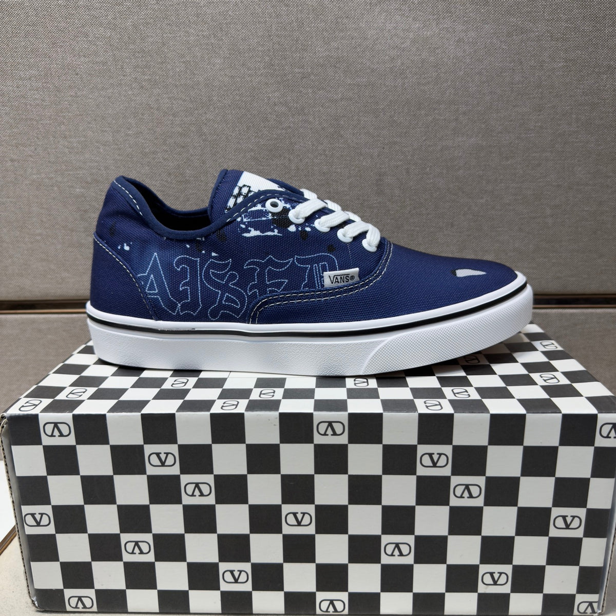 Dolce & Gabbana DG Men's Multi-Material Casual Sneakers 2 Colors