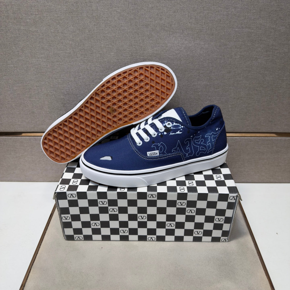 Dolce & Gabbana DG Men's Multi-Material Casual Sneakers 2 Colors