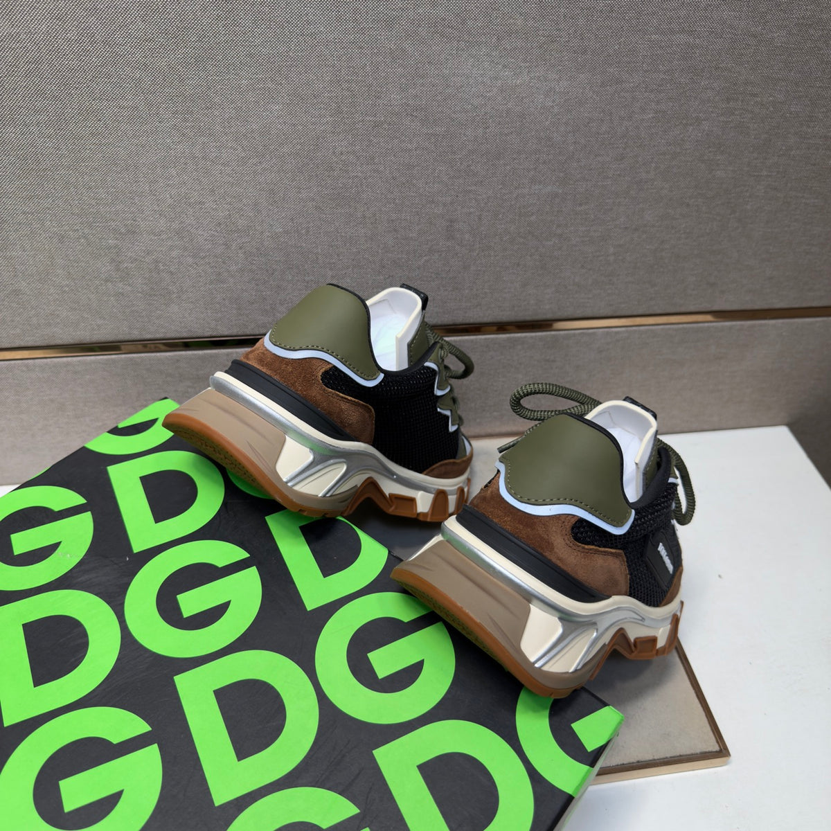 Dolce & Gabbana DG Couple's Multi-Material Casual Sneakers 6 Colors