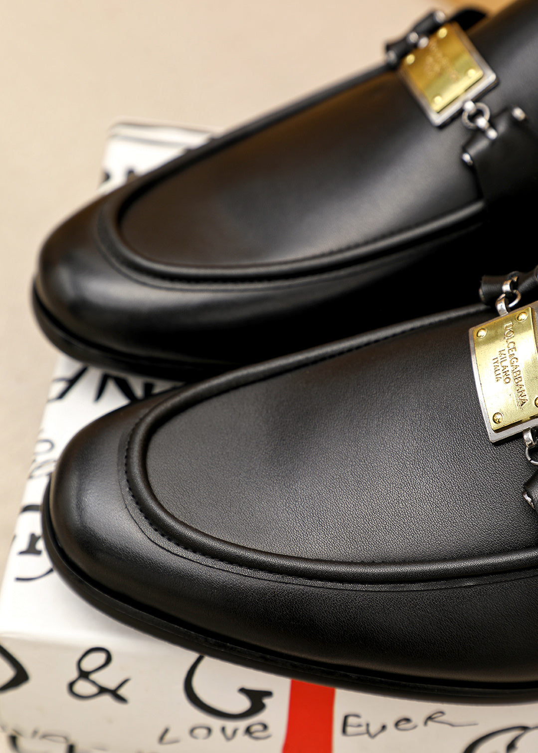 Dolce & Gabbana DG Men's Italian Calfskin Dress Shoes