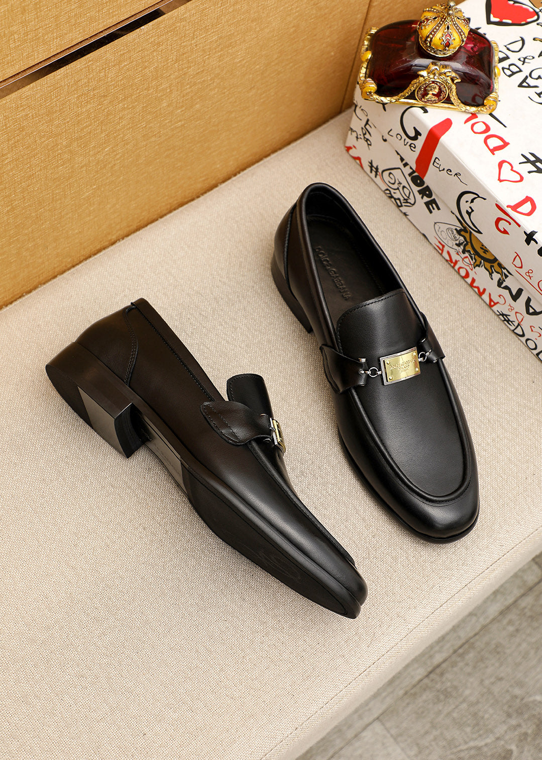 Dolce & Gabbana DG Men's Italian Calfskin Dress Shoes