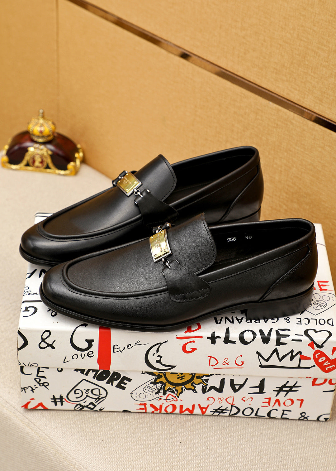Dolce & Gabbana DG Men's Italian Calfskin Dress Shoes